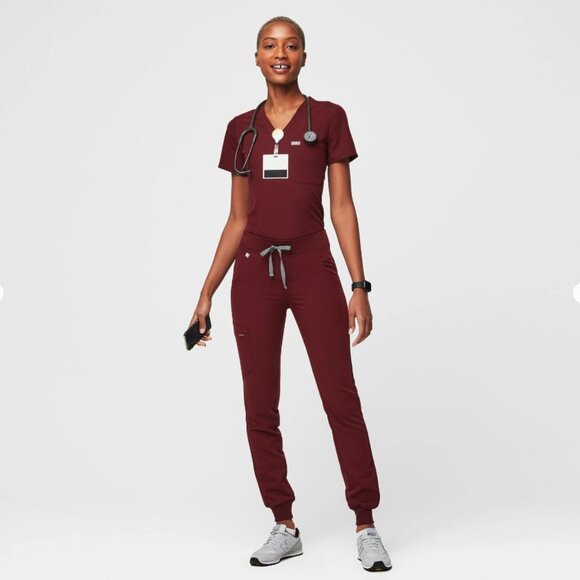 Figs Set Burgandy Zamora Jogger Scrub Pants medium Catrina One-Pocket Top Small - Picture 1 of 10